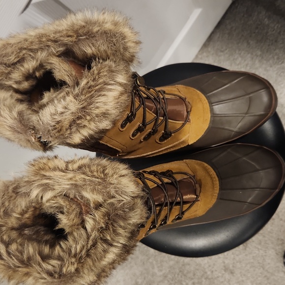 NWOT Lands' End Alpine Snow Brown and Tan Winter Boots - Picture 4 of 9